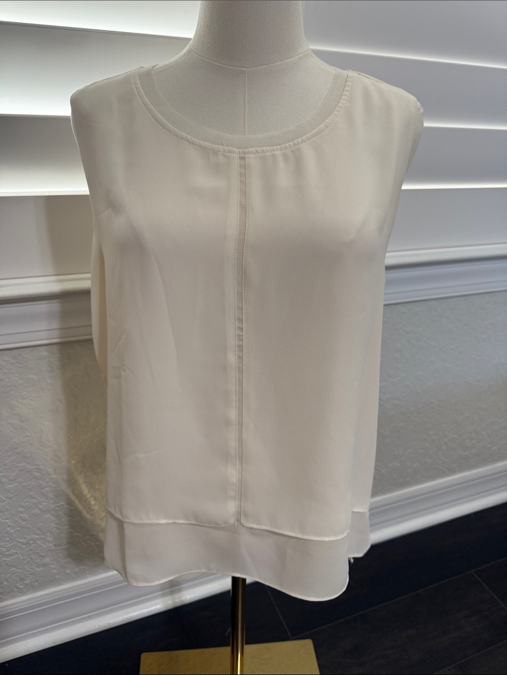 Women's Cream Layered Sleeveless Blouse